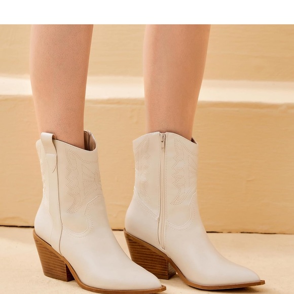 Women's Embroidered Western Cowboy Boots Short Ankle Stitching Cowgirl Boots - Picture 2 of 6